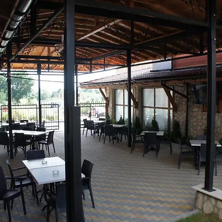 Mm Complex Dimitrovi Lägenhet *