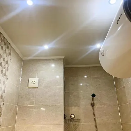 Mm Complex Dimitrovi Lägenhet